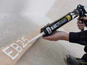 EB25