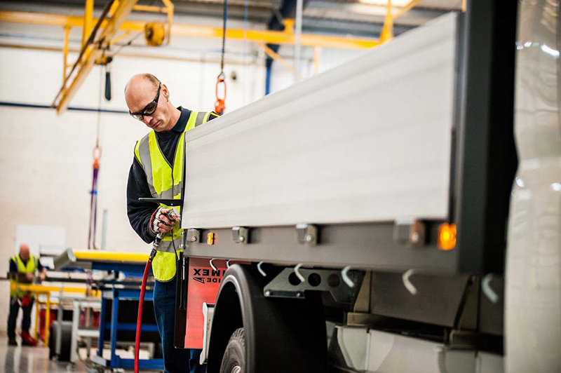 How Ingimex creates Volkswagen's tippers and dropside vans