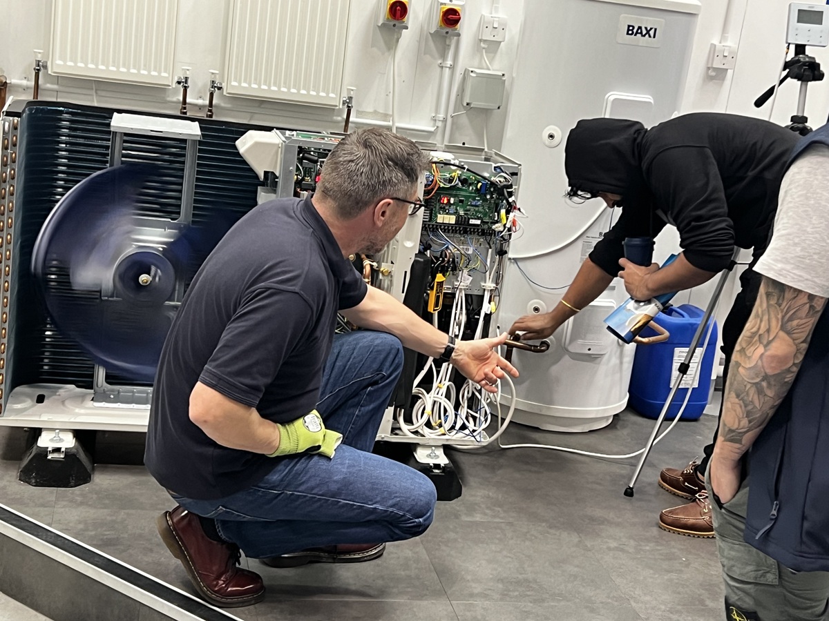 Baxi aids installers’ transition to low-temperature heating