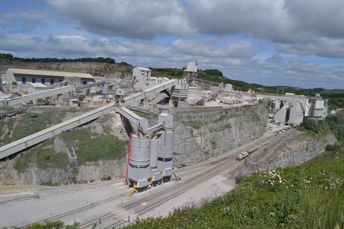 Professional Builder visits Tarmac’s Tunstead Quarry