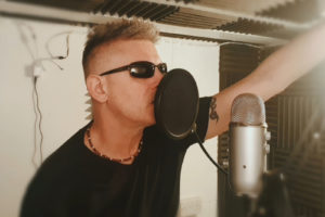 singing plumber